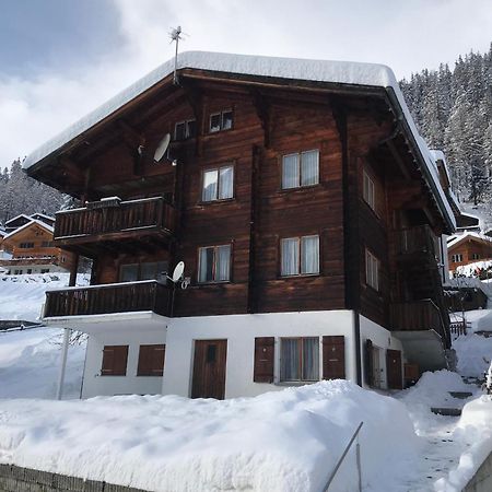Ferienwohnung im Chalet Boubou Wiler Exterior foto